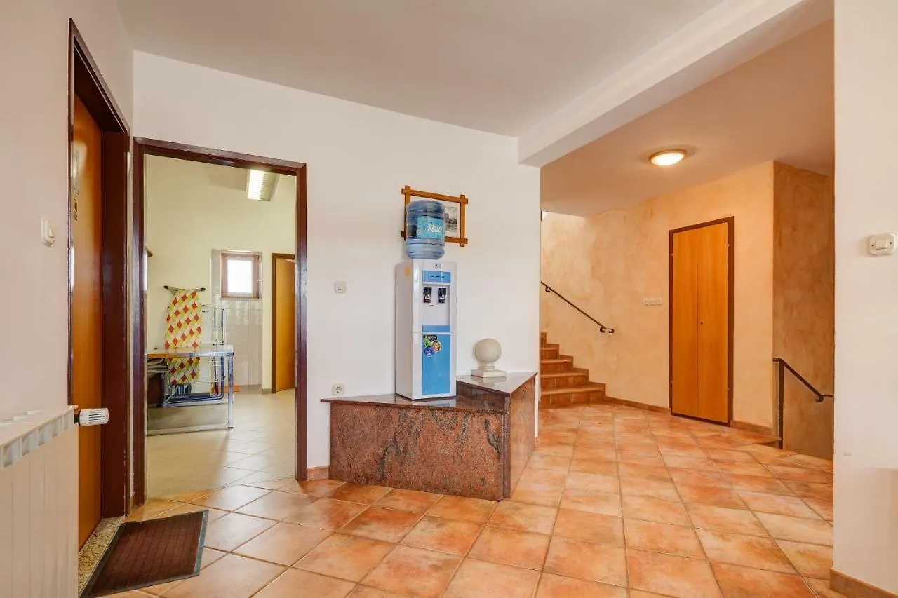 Villa Mirjana بنجول بيت للعطل