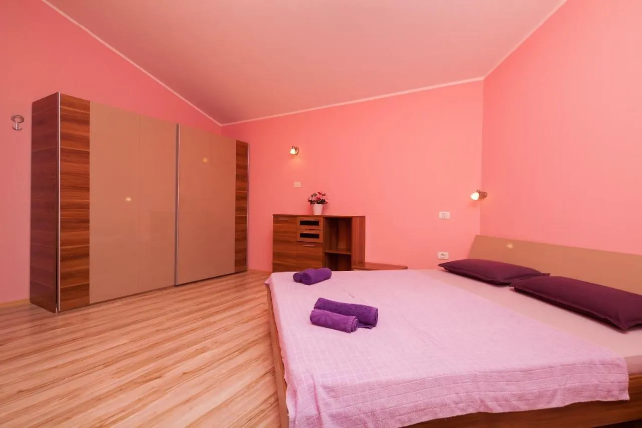 Villa Mirjana بنجول بيت للعطل