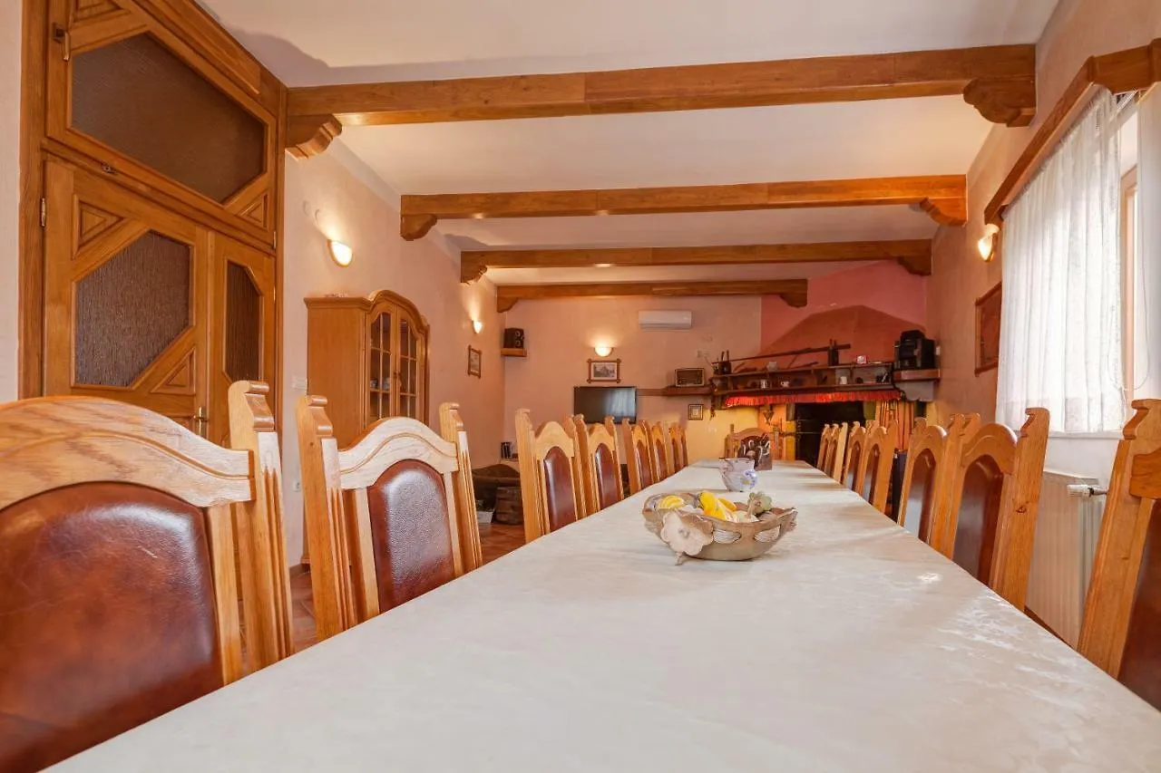 بيت للعطل Villa Mirjana بنجول
